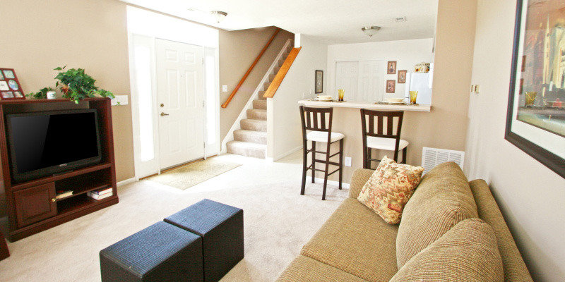 Living Room | Villages at New Albany Park